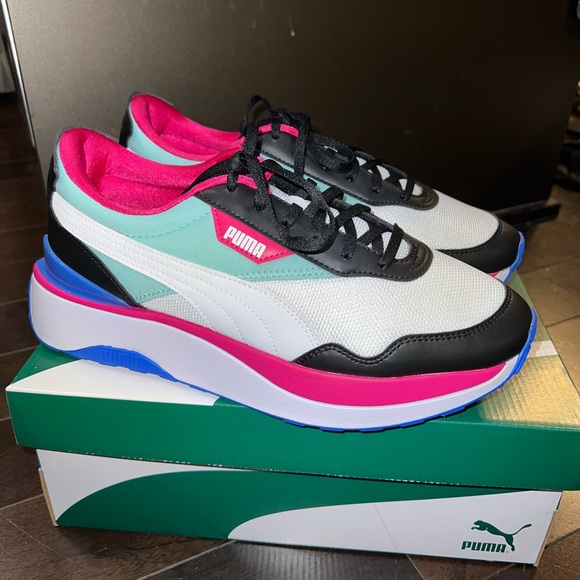 Brand New Puma Sneakers - Picture 2 of 6